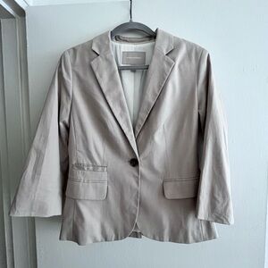 Banana Republic Bracelet Length Tan Blazer Size 4